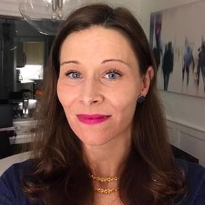 Meet your Posher, Crystal